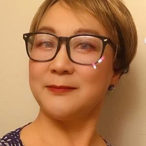 Meet your Posher, Gloria